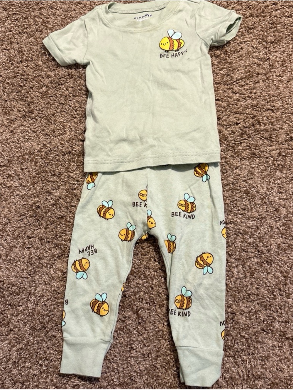 Old Navy Bee Happy Green Kids Pajama Set